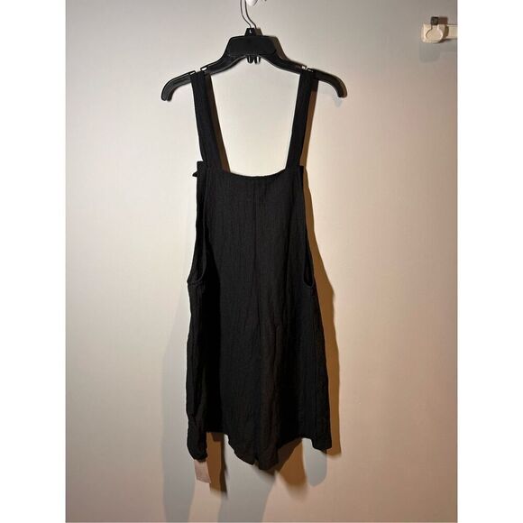 Emery rose black romper size large C19-13 (J) - Picture 2 of 4